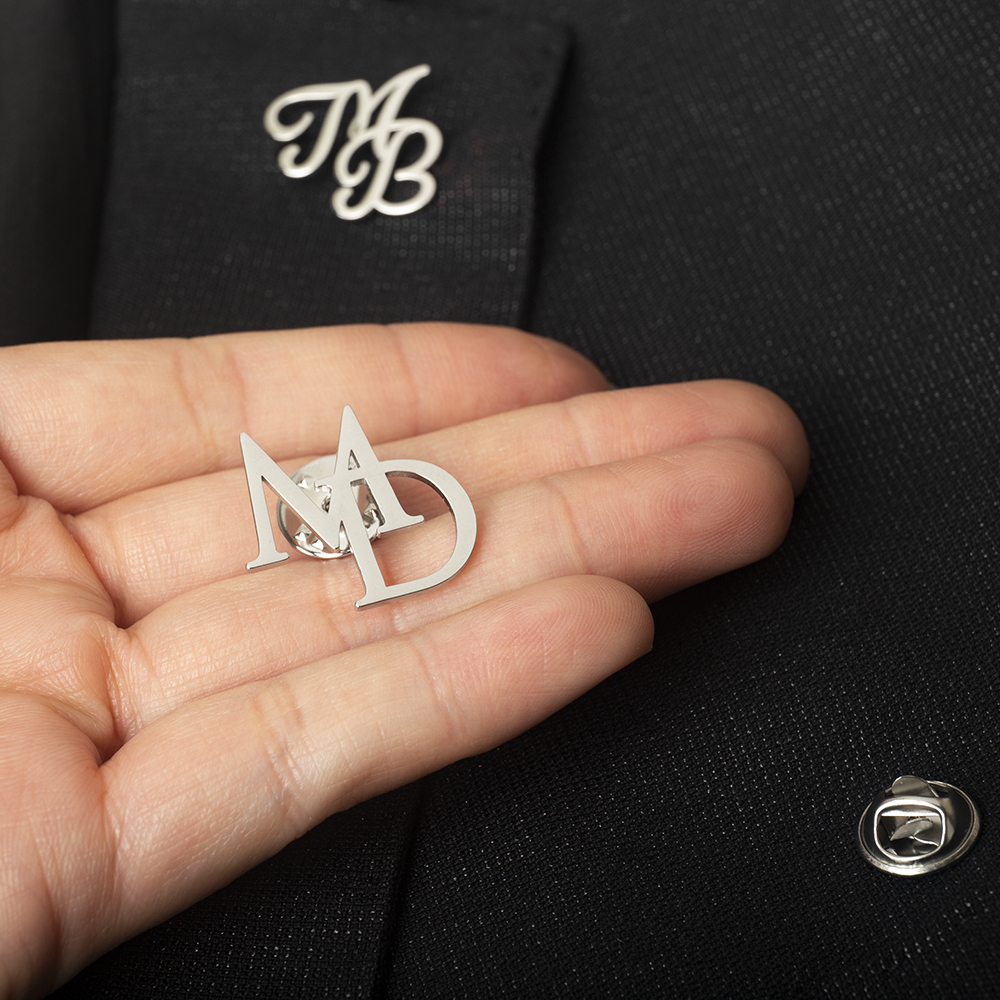 Tangula Custom Initials Brooch - Men'S Shoes Brogues recensie en prijs